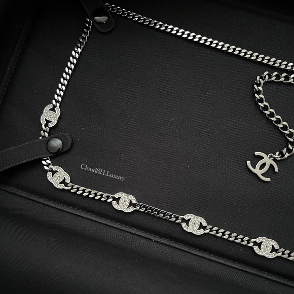Auth Chanel 21A Crystal CC Logo Chain Belt w/ Ruthenium Hardware - Picture 2 of 12